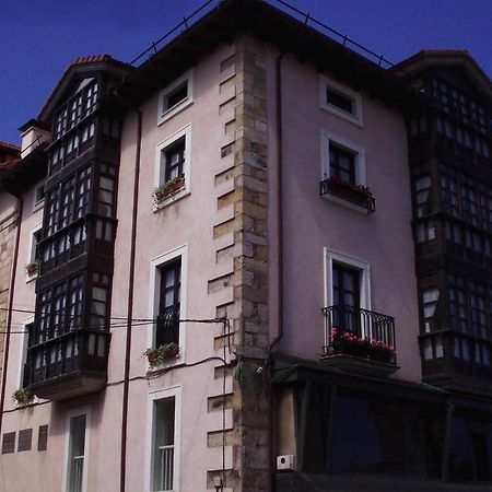 Apartamentos Ebro Рейноса Екстер'єр фото