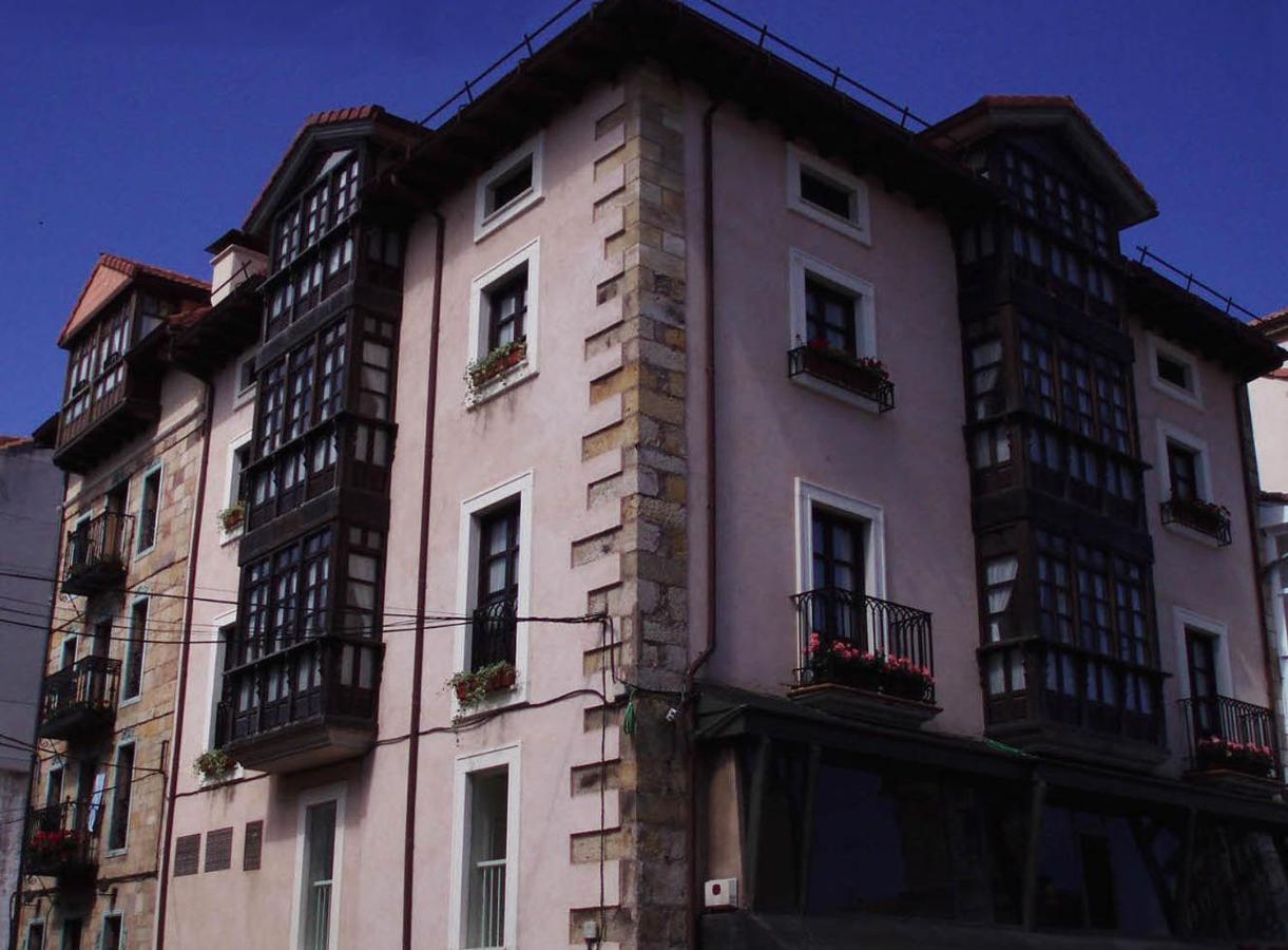 Apartamentos Ebro Рейноса Екстер'єр фото