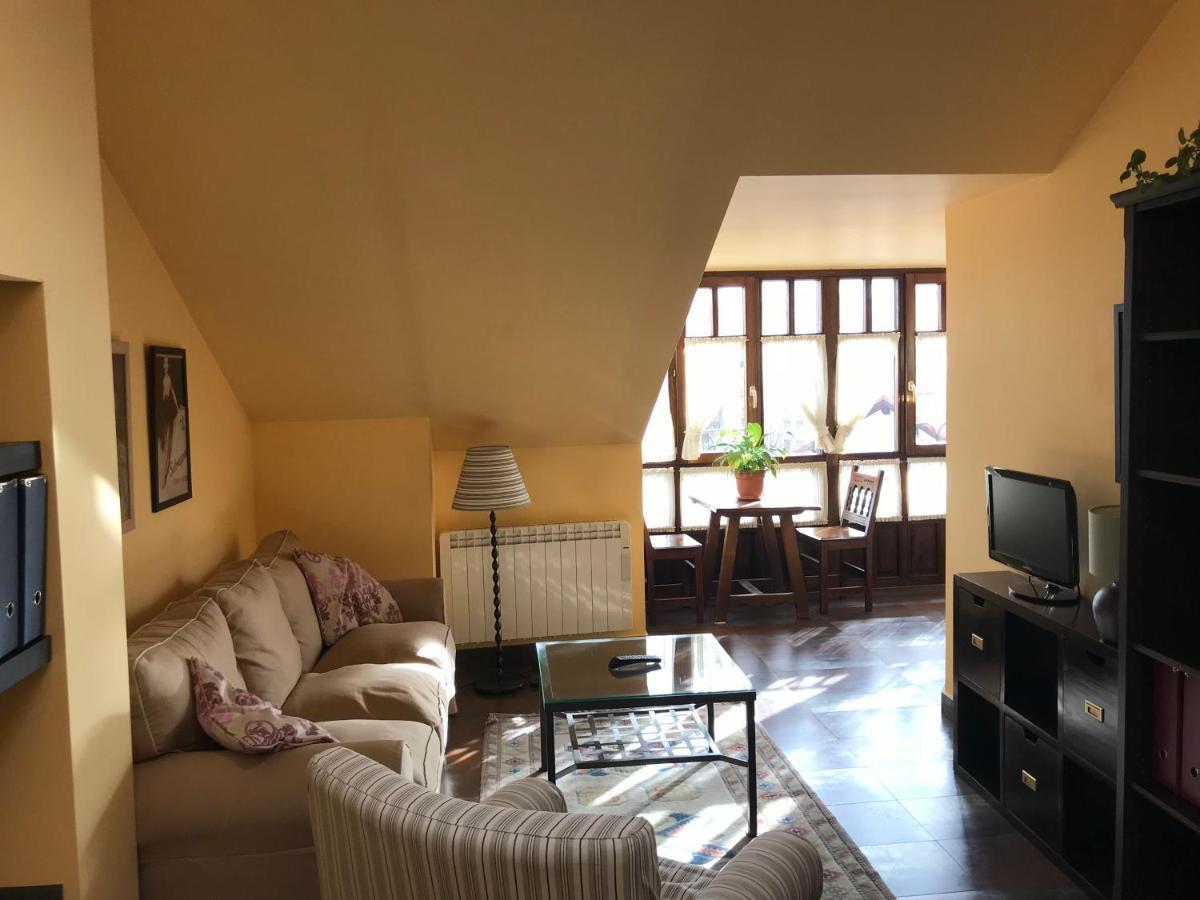 Apartamentos Ebro Рейноса Екстер'єр фото