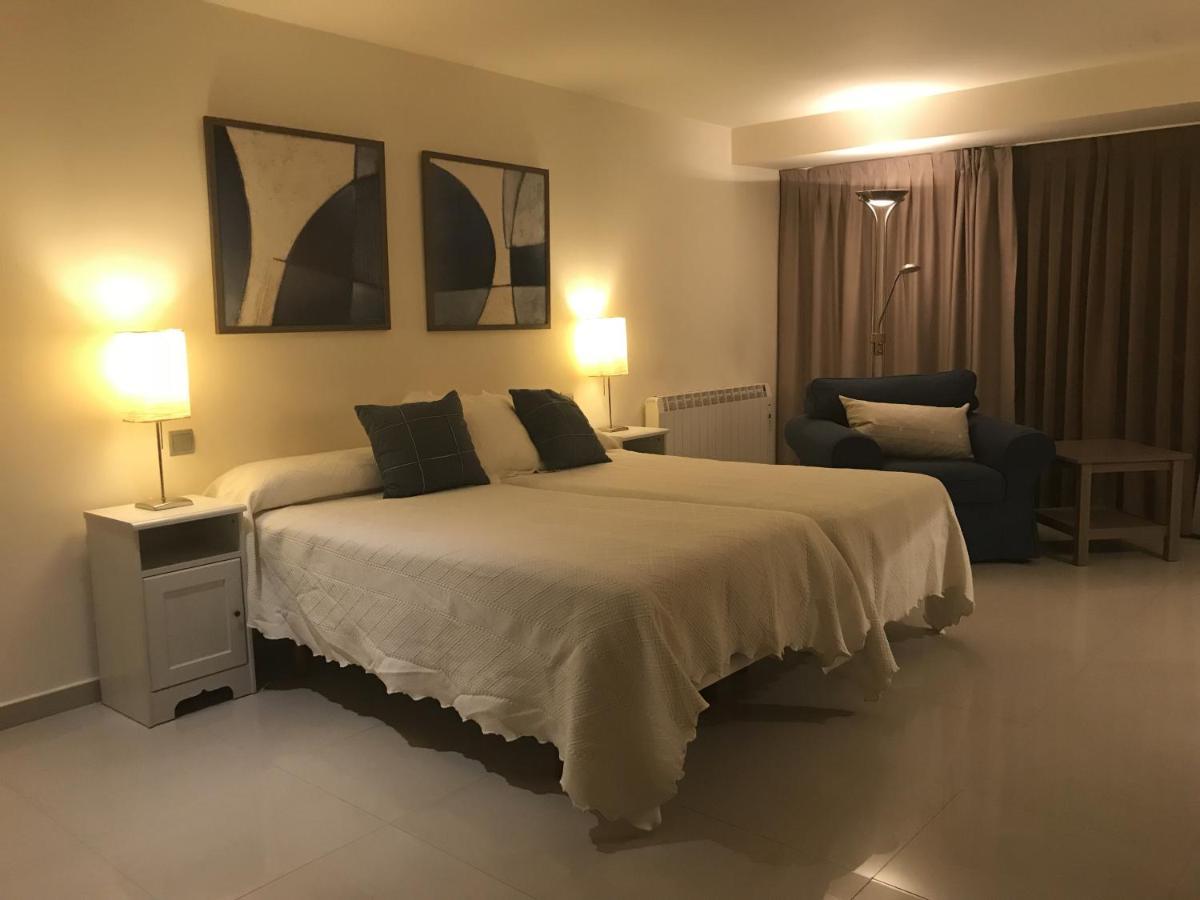 Apartamentos Ebro Рейноса Екстер'єр фото