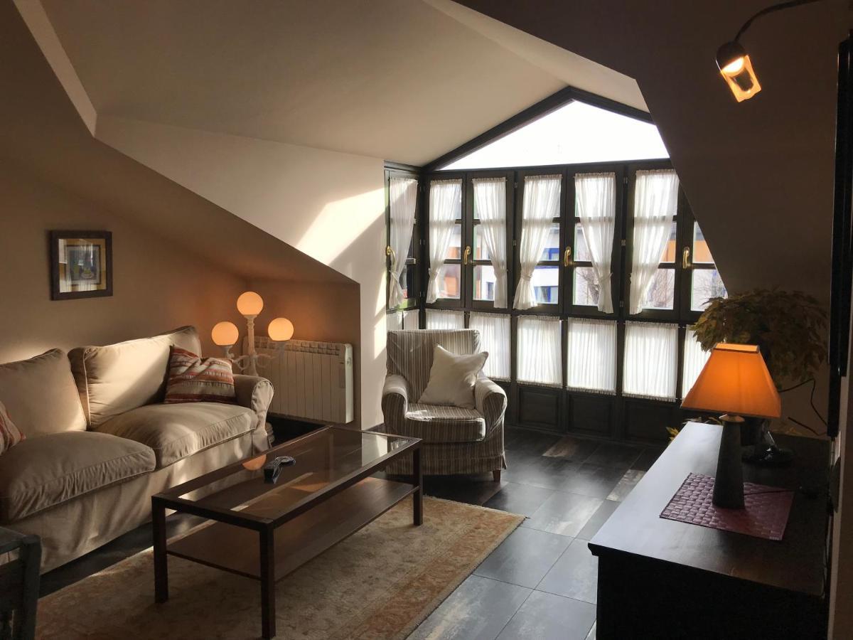 Apartamentos Ebro Рейноса Екстер'єр фото