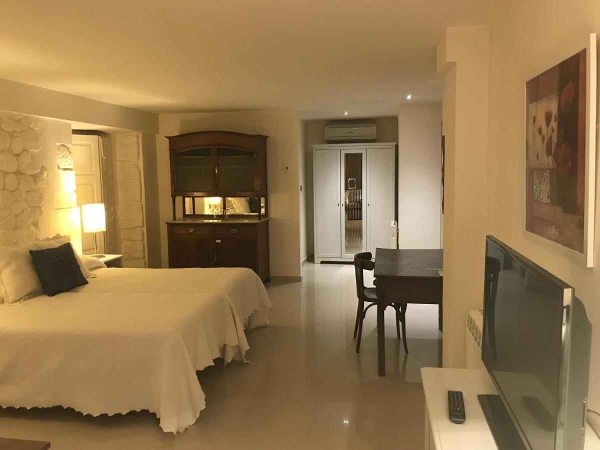 Apartamentos Ebro Рейноса Екстер'єр фото