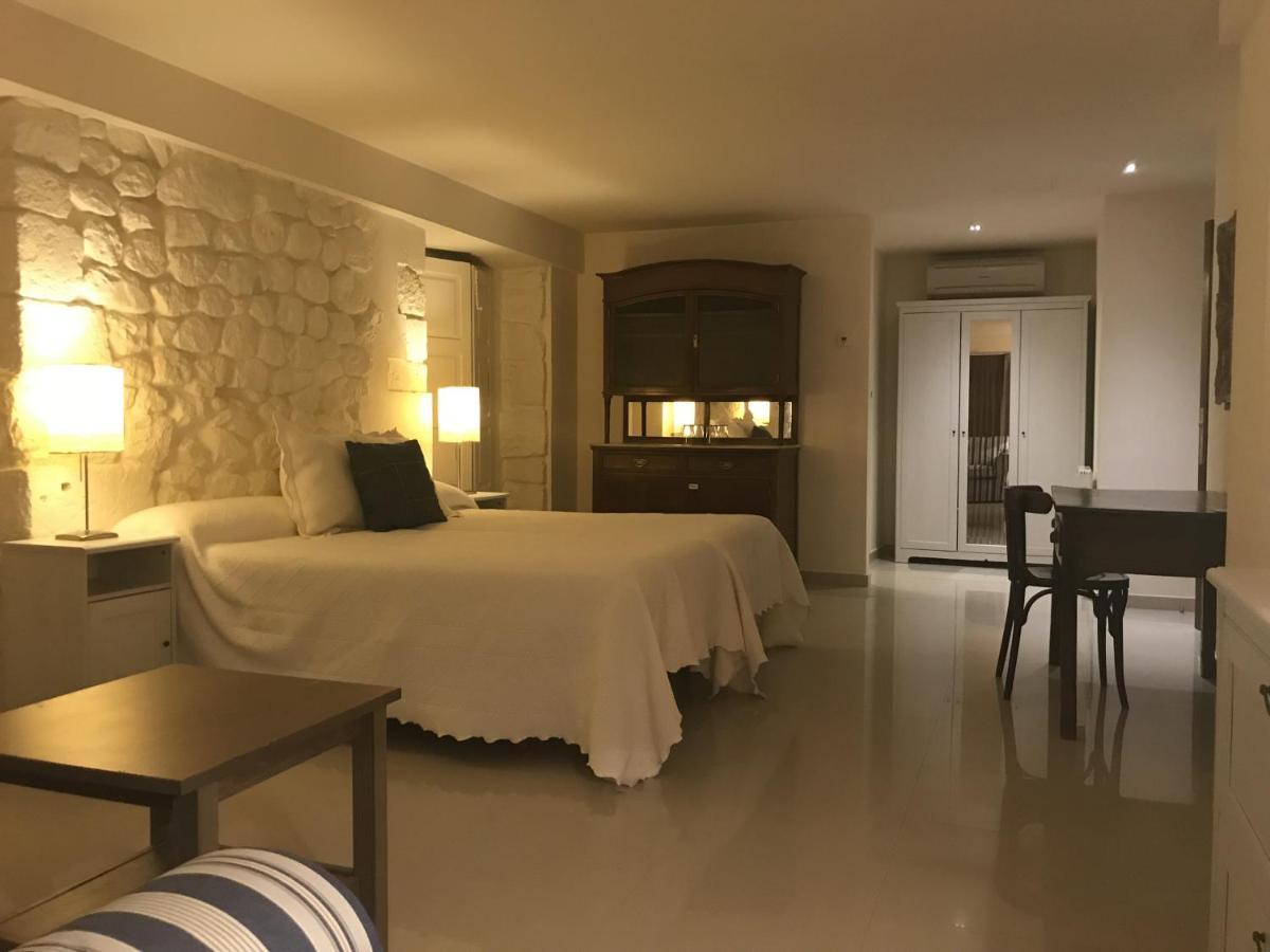 Apartamentos Ebro Рейноса Екстер'єр фото